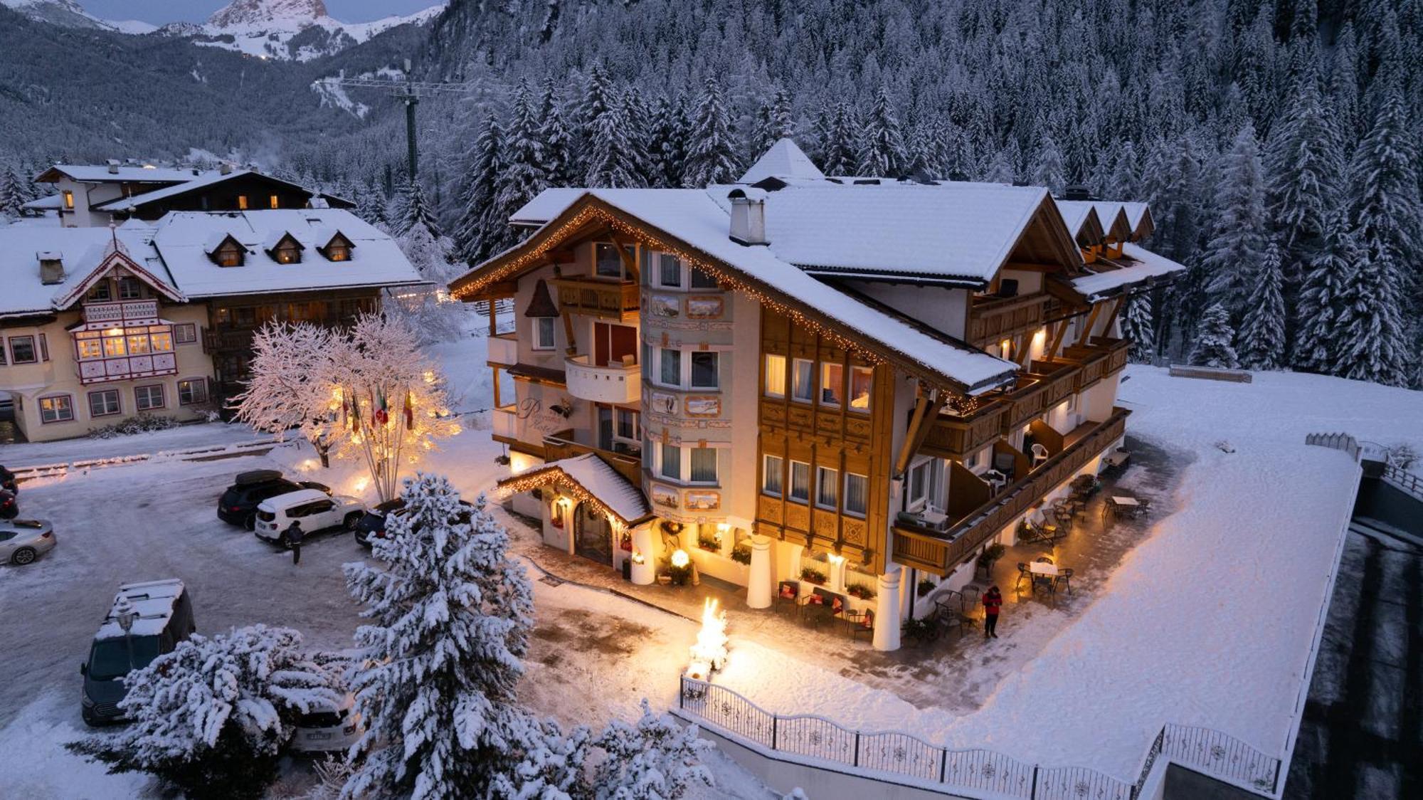 Alpenhotel Panorama Campitello di Fassa Exterior photo